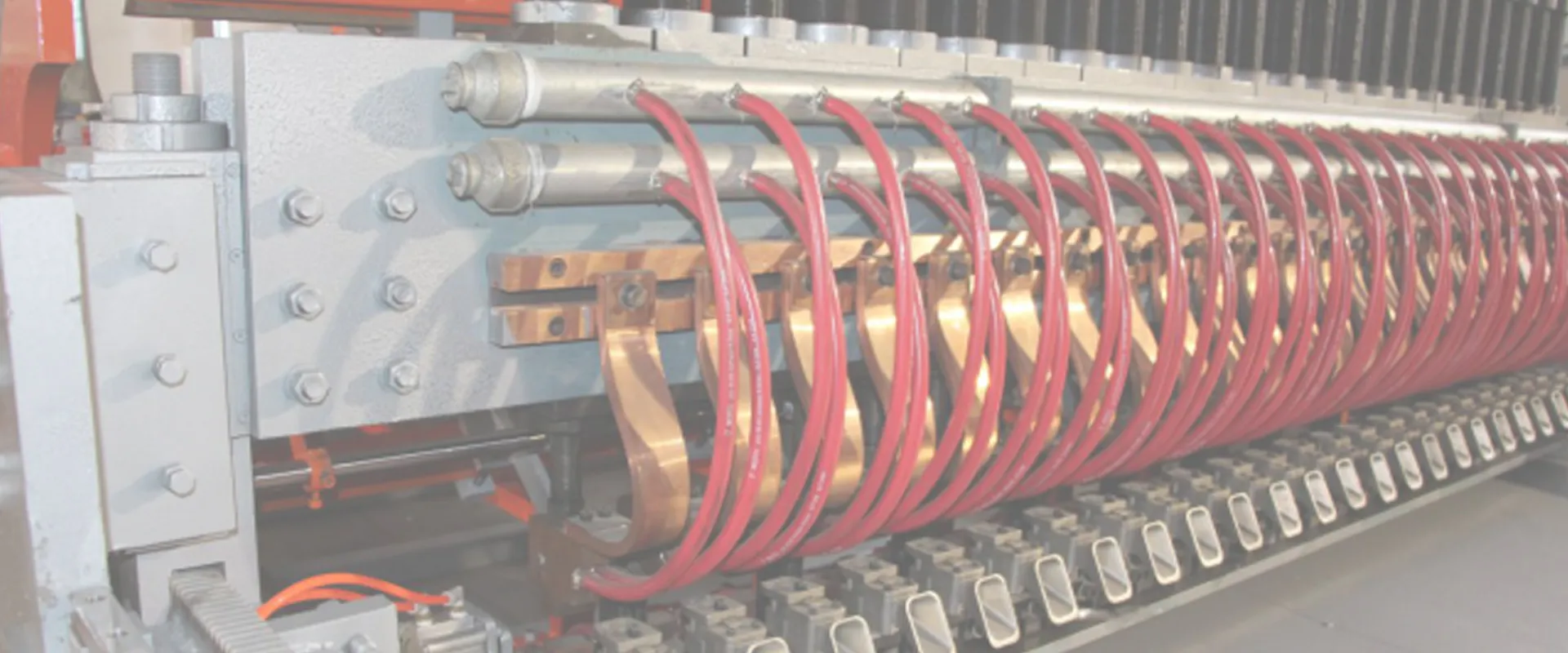 ShunMao Wire Mesh Welding Machine: Precision & Versatility