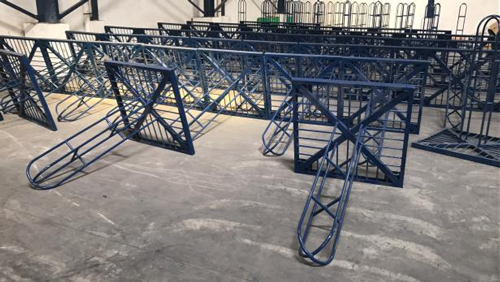 Wire feeding rack