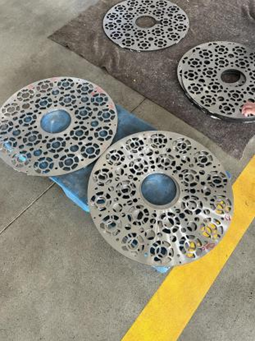 Details of Perforated Metal Mesh Machine